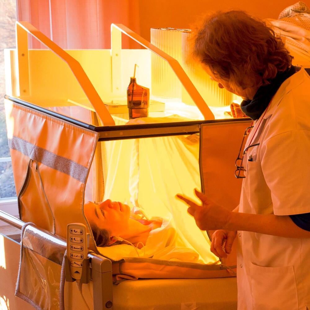 Syndrome post-covid : Indications sur les effets positifs de l‘hyperthermie corporelle totale