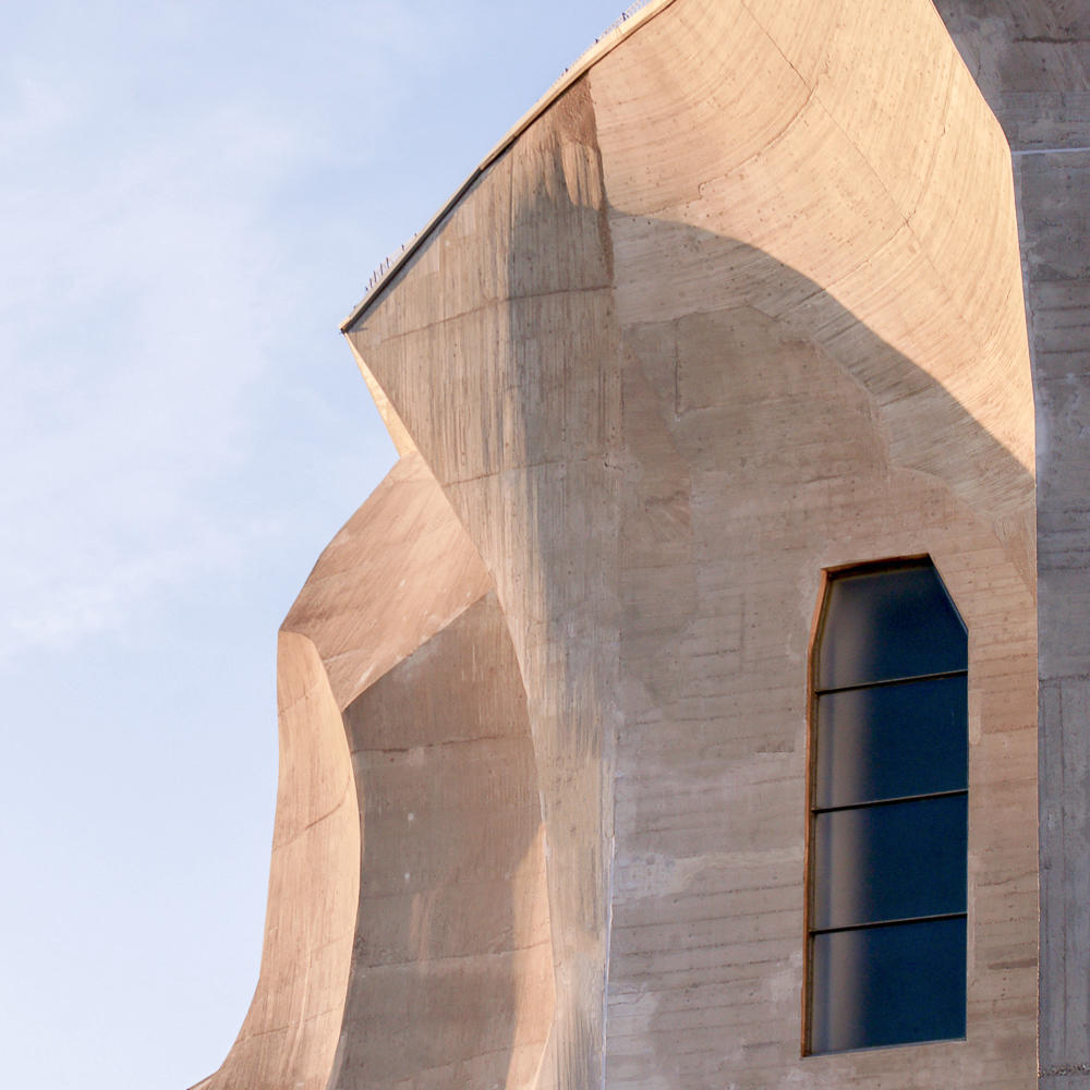 Le Goetheanum se démarque de plusieurs articles de journaux